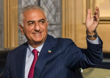 霍尔木兹的悬顶之剑：五种剧本，无人掌舵