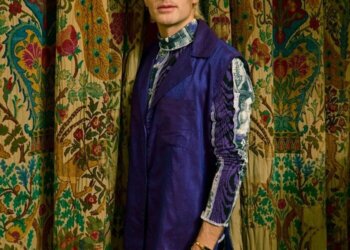 加密凛冬里的VIP信徒：千亿蒸发，他们为何仍在坚守？